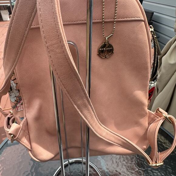 Big Buddha Floral Pink Backpack in excellent condition main image 7